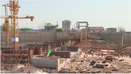 李摯調研華容六門閘排澇工程施工進展，強調質量與進度并重