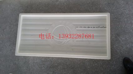 水泥平蓋板塑料模具選購(gòu)指南 聚焦恒亞產(chǎn)品與中國(guó)柚子交易網(wǎng)護(hù)坡模具應(yīng)用